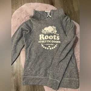 Roots sweater